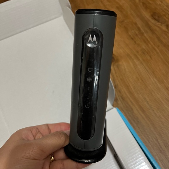 New Motorola modem - Picture 6 of 6